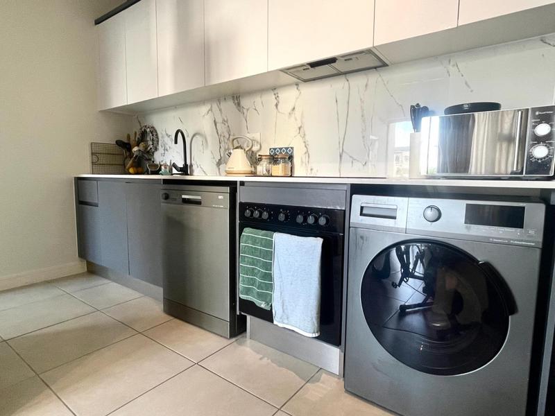 To Let 1 Bedroom Property for Rent in The Huntsman Western Cape